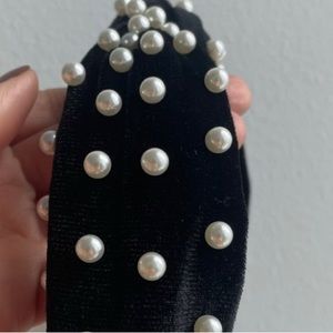 Velvet Black Headband with Pearls